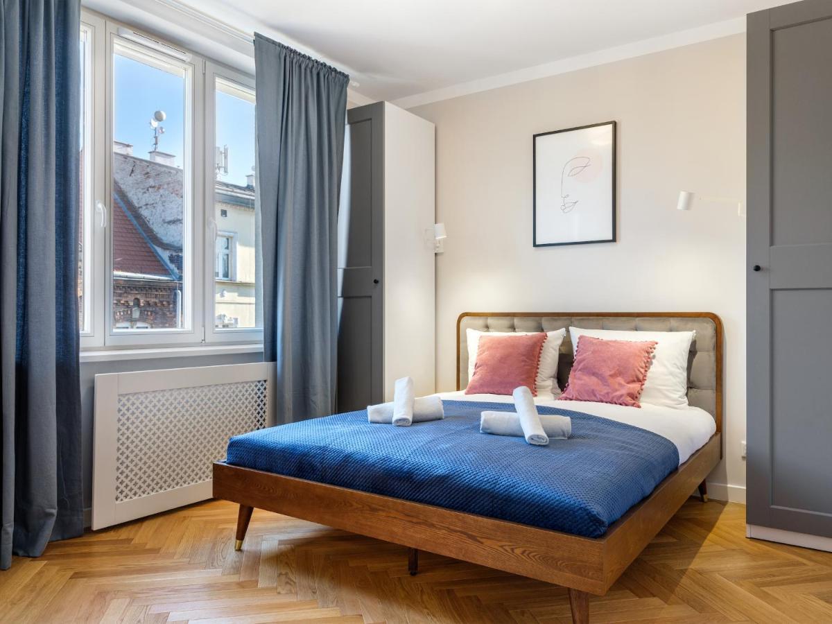 Tyzenhauz Apartments Rakowicka Street Krakau Buitenkant foto