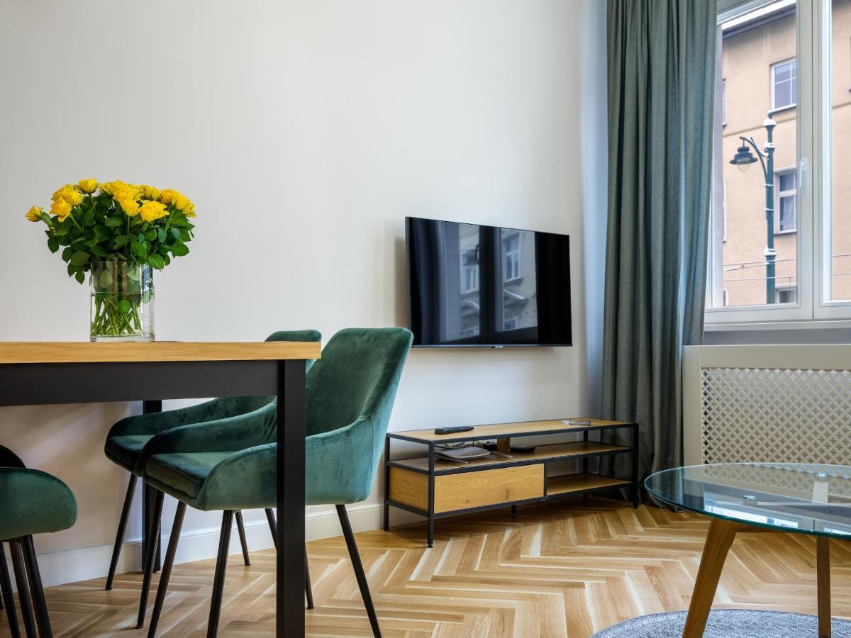 Tyzenhauz Apartments Rakowicka Street Krakau Buitenkant foto